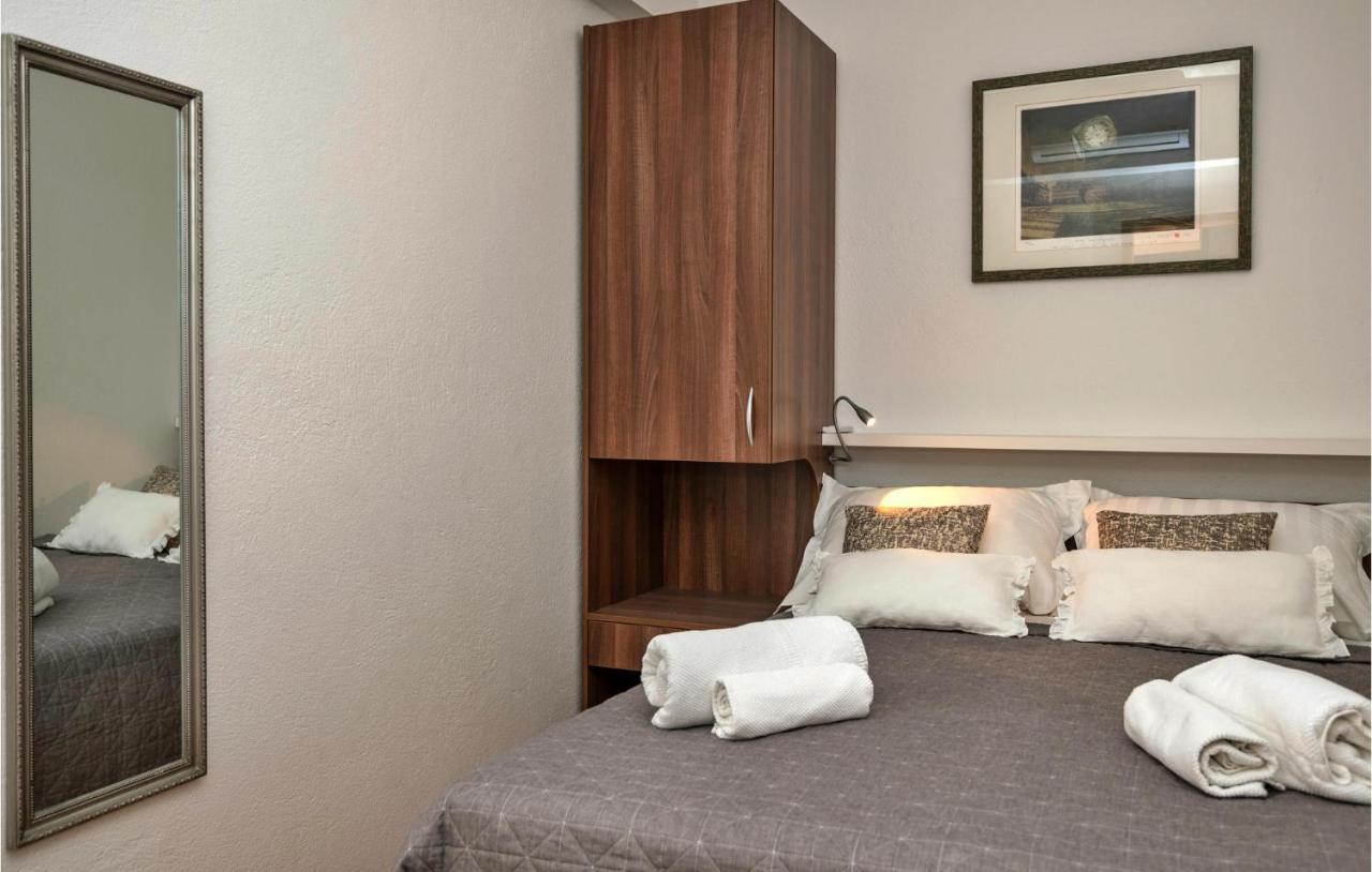 3 Bedroom Gorgeous Home In Makarska Zewnętrze zdjęcie