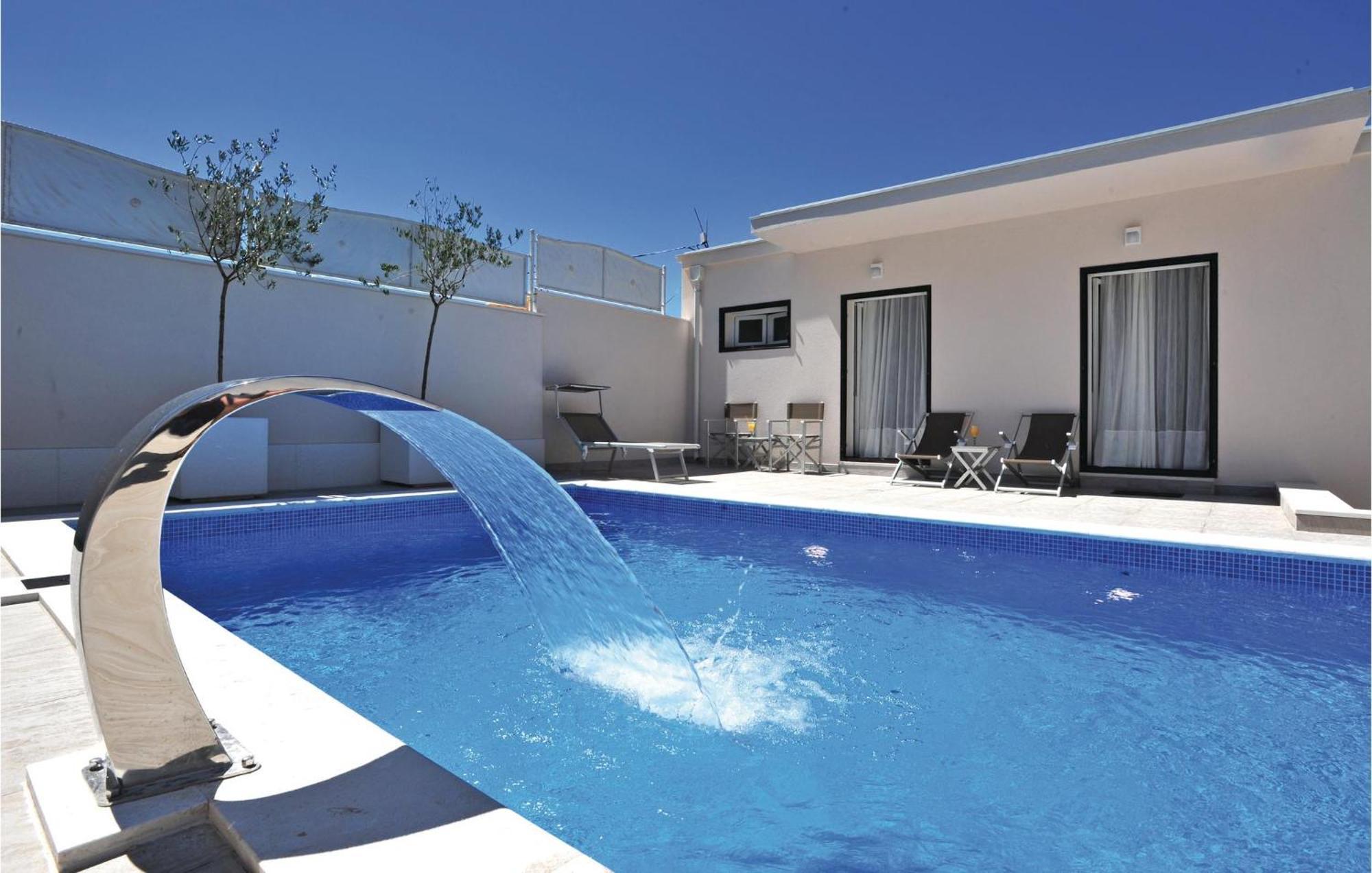 3 Bedroom Gorgeous Home In Makarska Zewnętrze zdjęcie